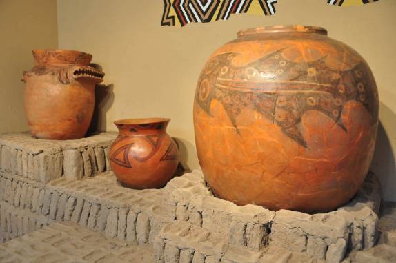 Antigo vaso Lima remontado na Huaca Pucllana, em Miraflores, bairro de Lima - Peru